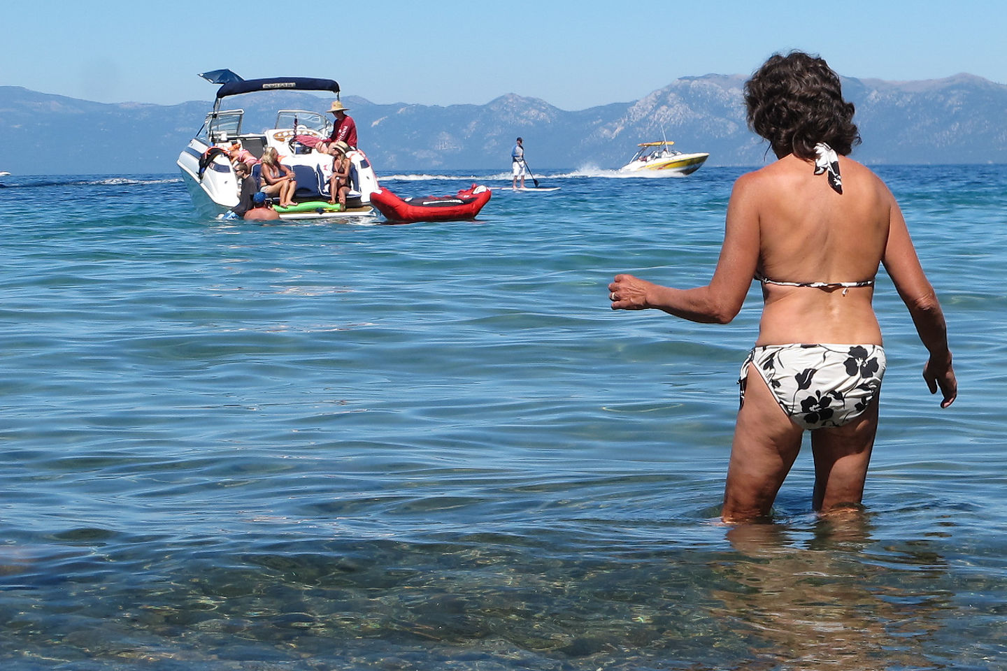 Lolo approaching Calawee Cove for a Dip