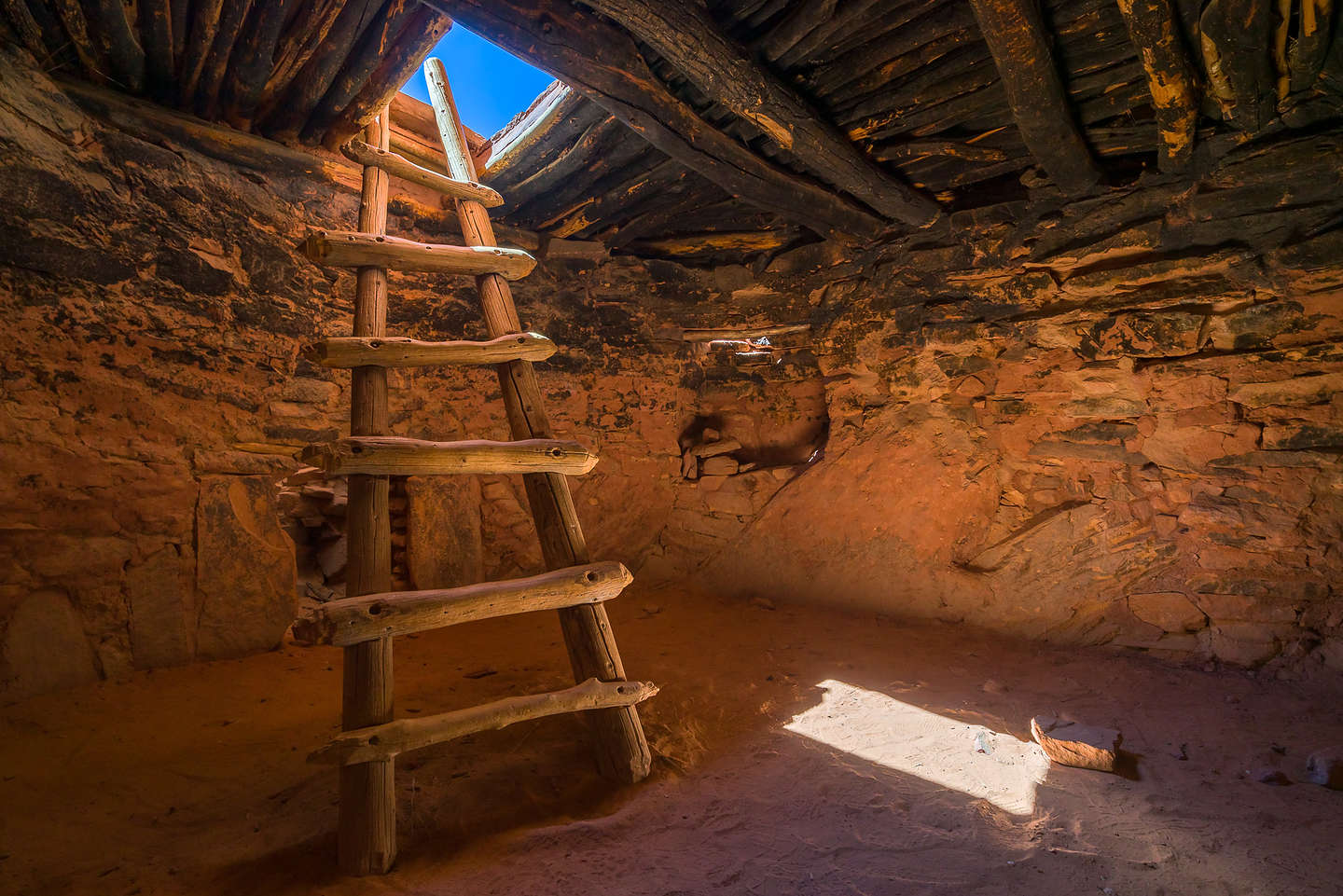 Inside the Defiance House kiva