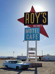 The famous Roy's Cafe