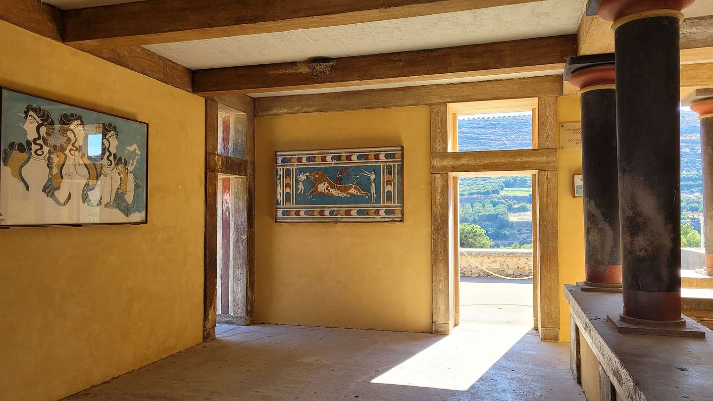 Fresco room