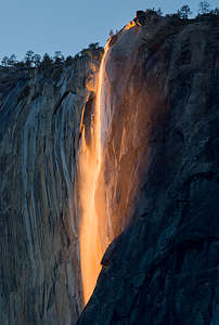 October Firefall progresses to a fiery red