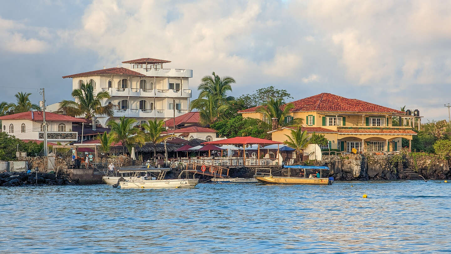 Cruising into Puerto Ayora on Santa Cruz