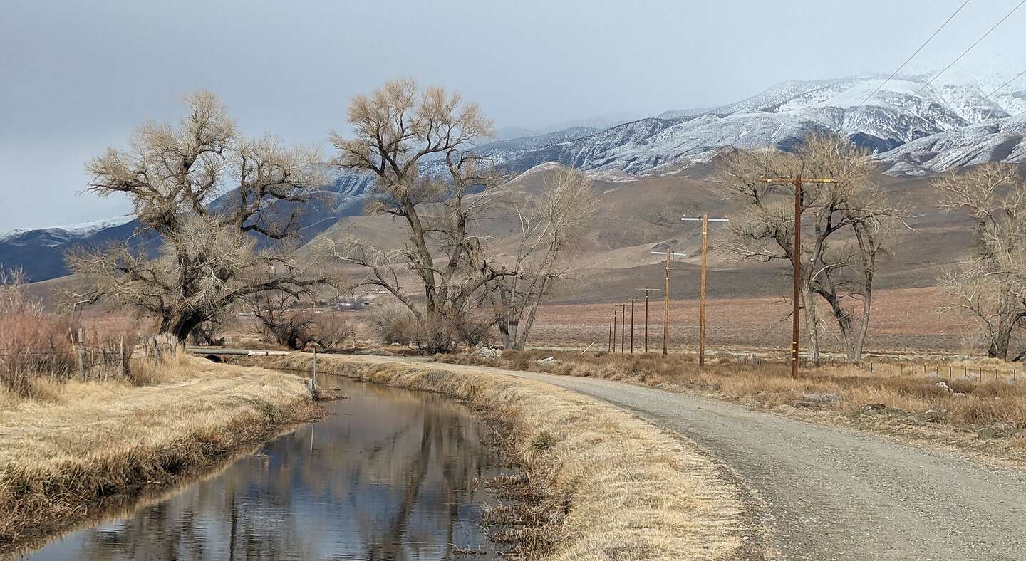 Stroll along the Bishop Canal