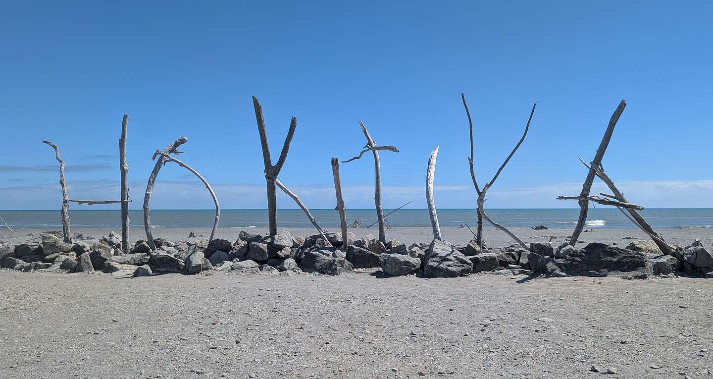 Hokitika driftwood welcome