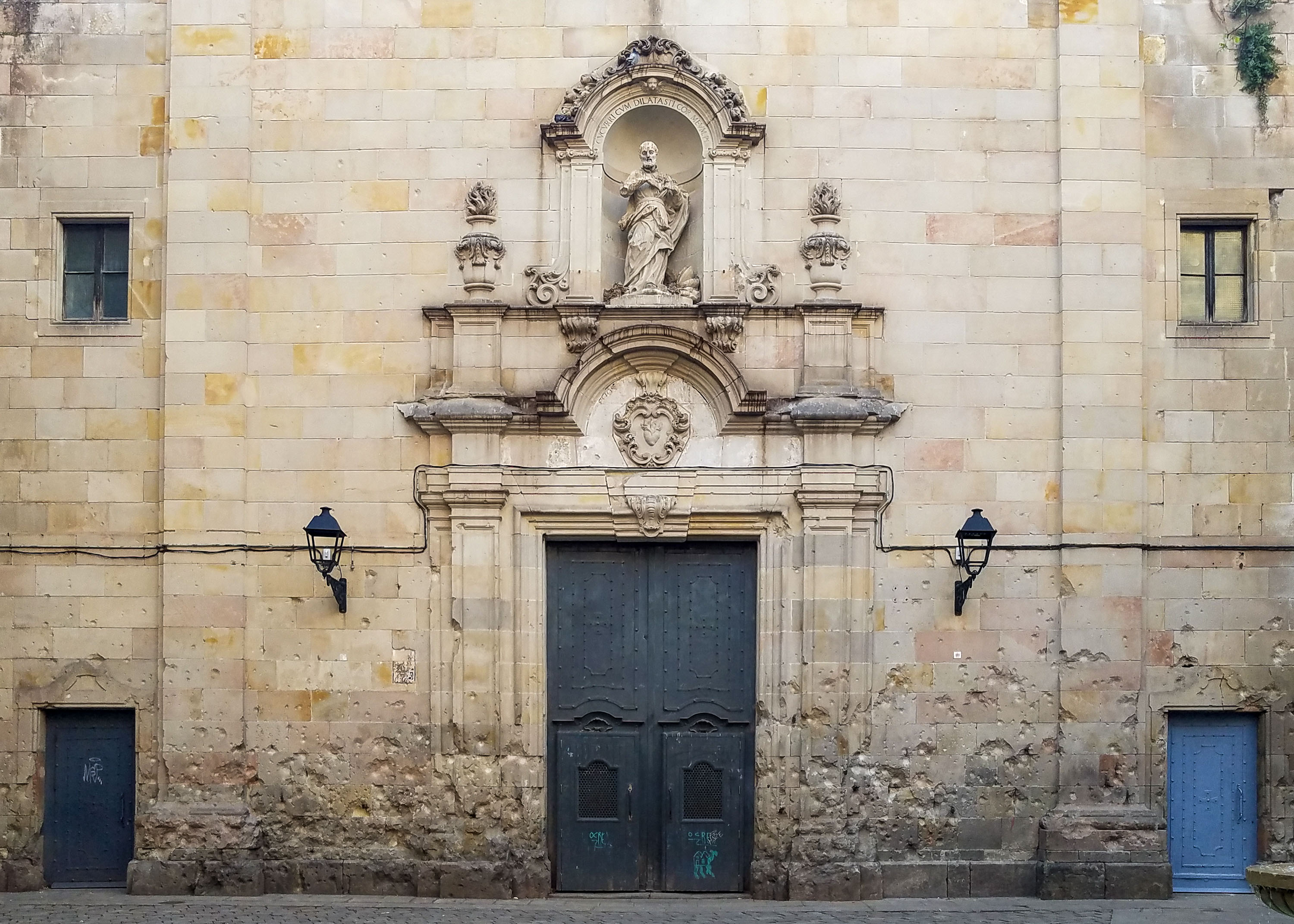 Shrapnel wounds from the Spanish Civil War in the Placa Sant Felip Neri