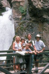 Gang hiking Johnston Canyon