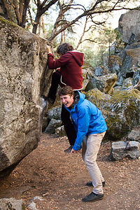 Lolo Bouldering with Tommy as Aid