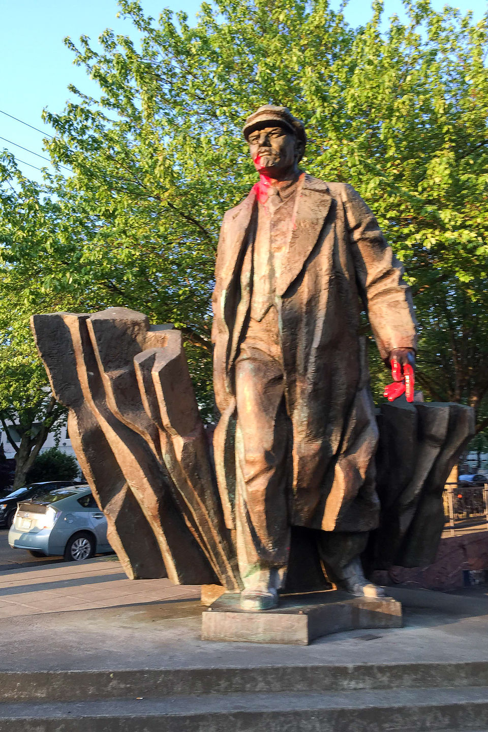 Vladimir Lenin Statue