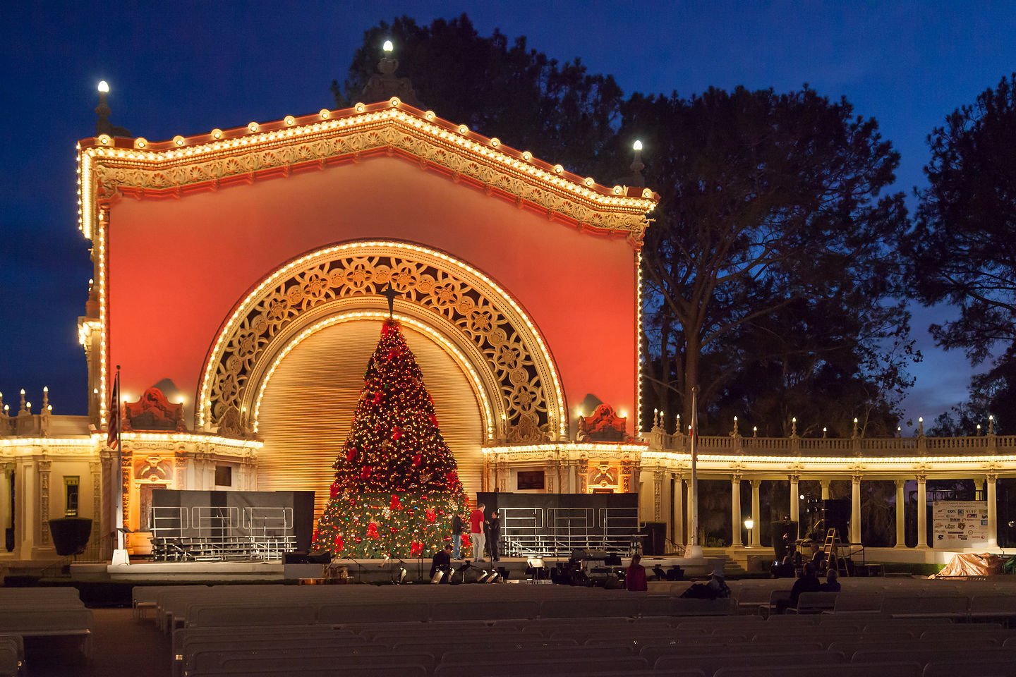 Practice Tree Lighting at the Spreckels Organ Pavilion