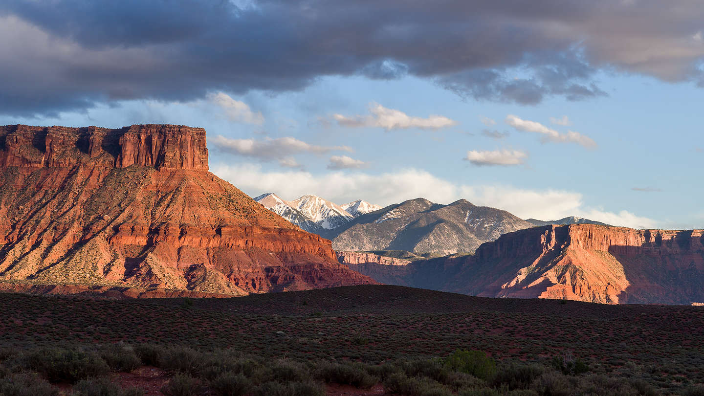 Golden hour along Onion Creek Road