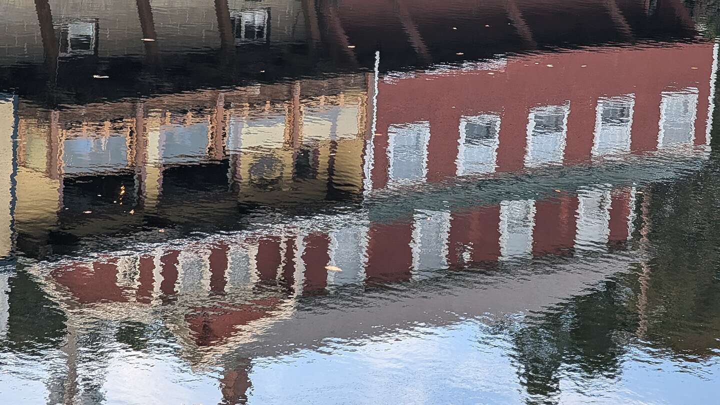 Reflections from the Bridge of Flowers Reflections from the Bridge of Flowers